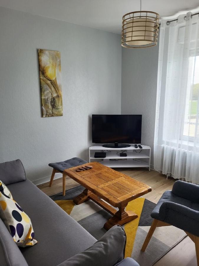 Appartement Paisible En Baie De Morlaix Plougasnou Exteriör bild
