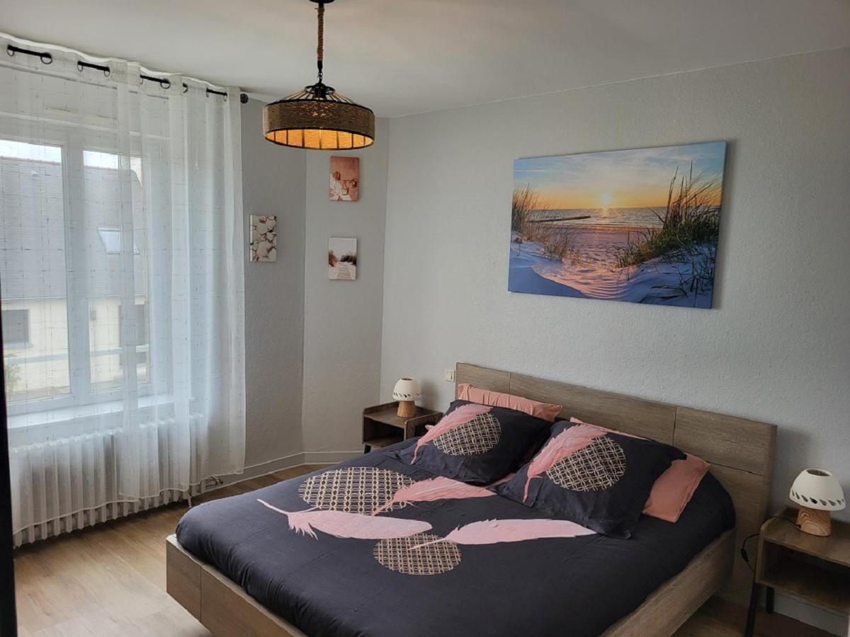 Appartement Paisible En Baie De Morlaix Plougasnou Exteriör bild
